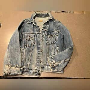 70s vintage men’s Levi denim trucker jacket model 70506